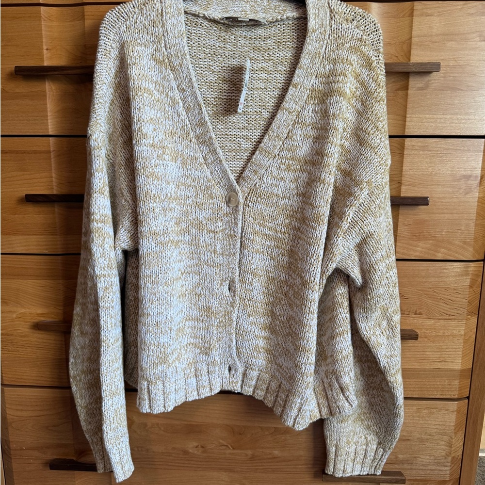LOFT Cream and Tan Button-Up Cardigan